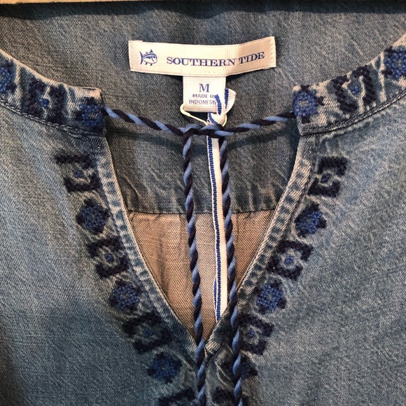 Southern Tide Brinkley Blouse Chambray Tassels Ruffle Sleeve Sz M NWT Great Gift - Picture 8 of 14